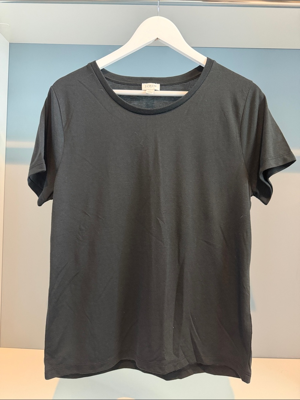 J. Crew Black Short Sleeve Crewneck Tee. Sz large. Great condition! Lightweight